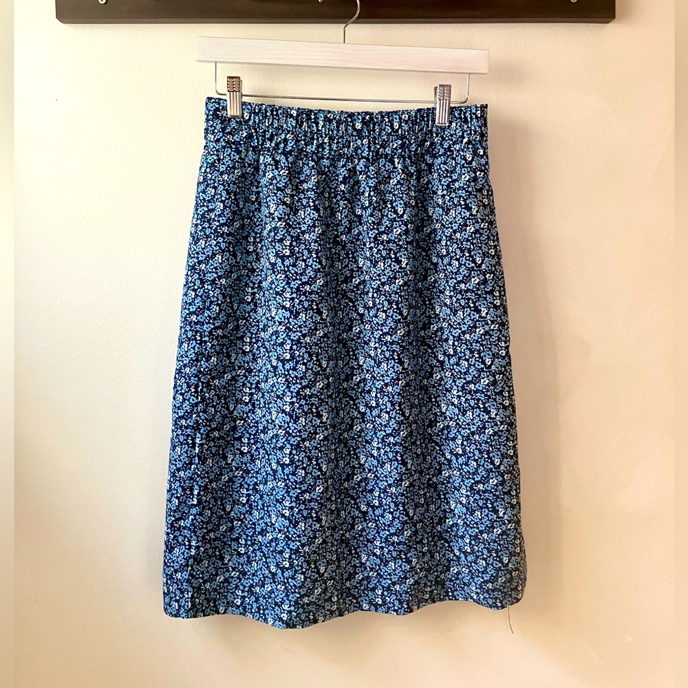 J. Crew Factory Antique Navy Floral Pull On Midi Skirt